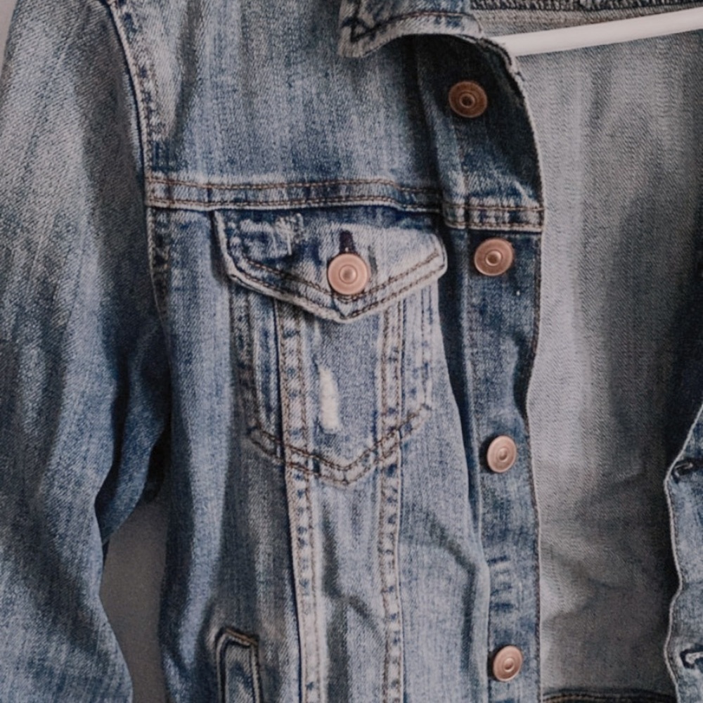 Distressed denim jacket - Picture 3 of 3
